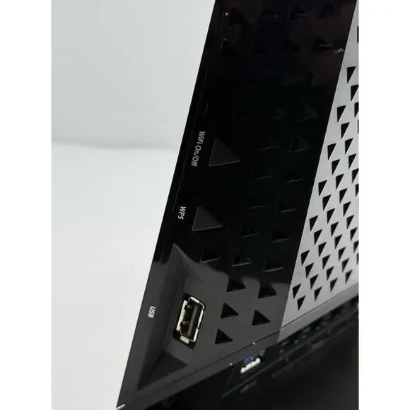 Netgear R6300 Smart WiFi Router- New in Box - Picture 8 of 10